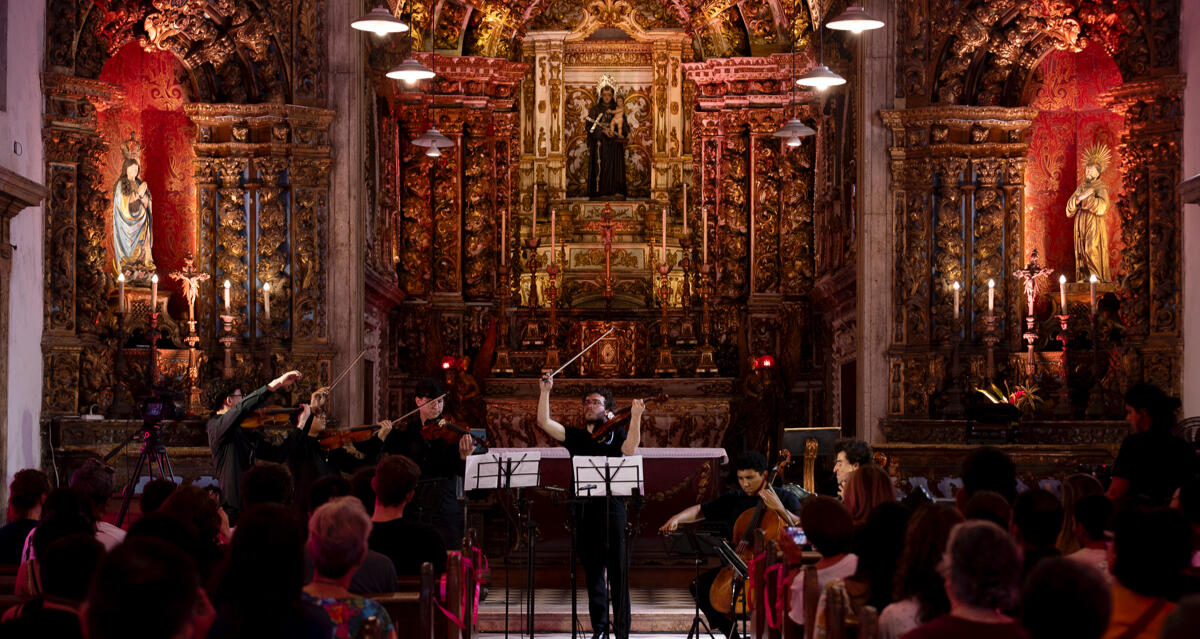 Pablo Araya Betancort performing with Gustavo Dudamel Pablo Araya Betancort performing with Gustavo Dudamel